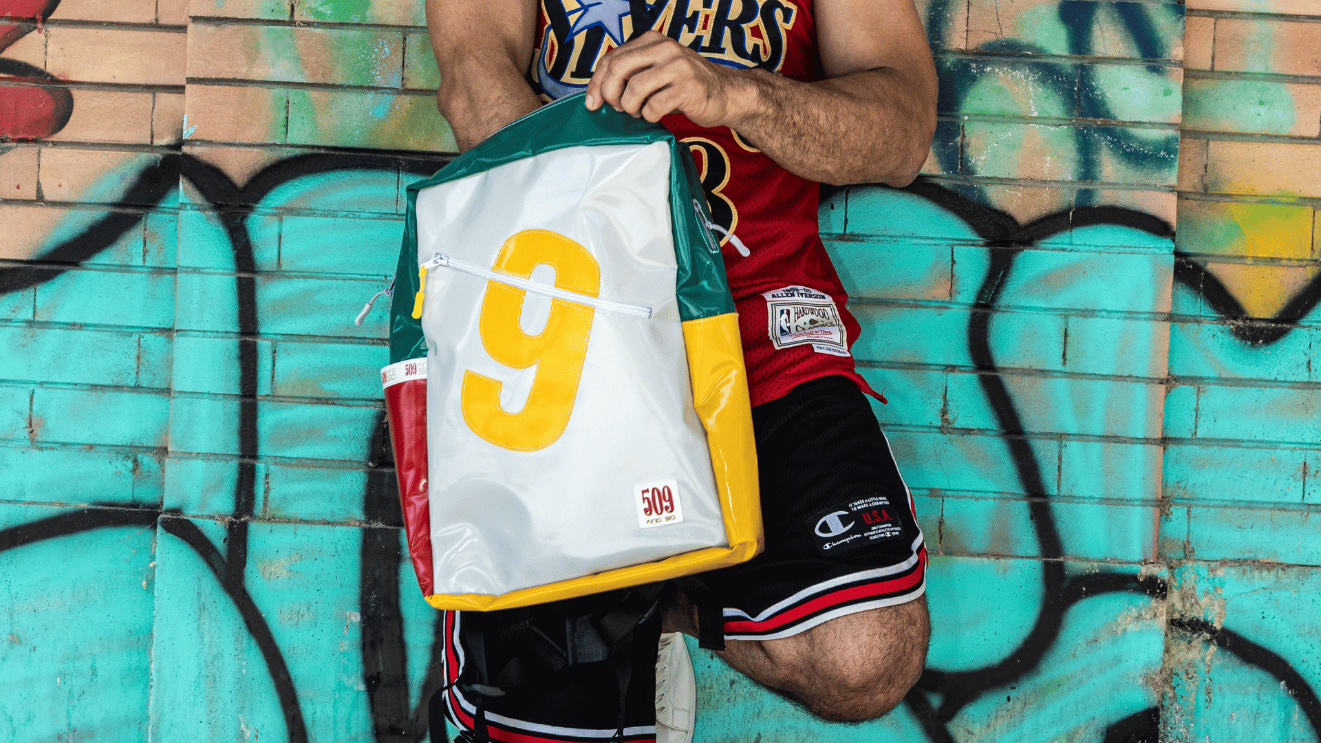 Zaino ultras Colombia bandiera e stemma in nylon con tasche Zaino ultras Colombia bandiera e stemma in nylon con tasche