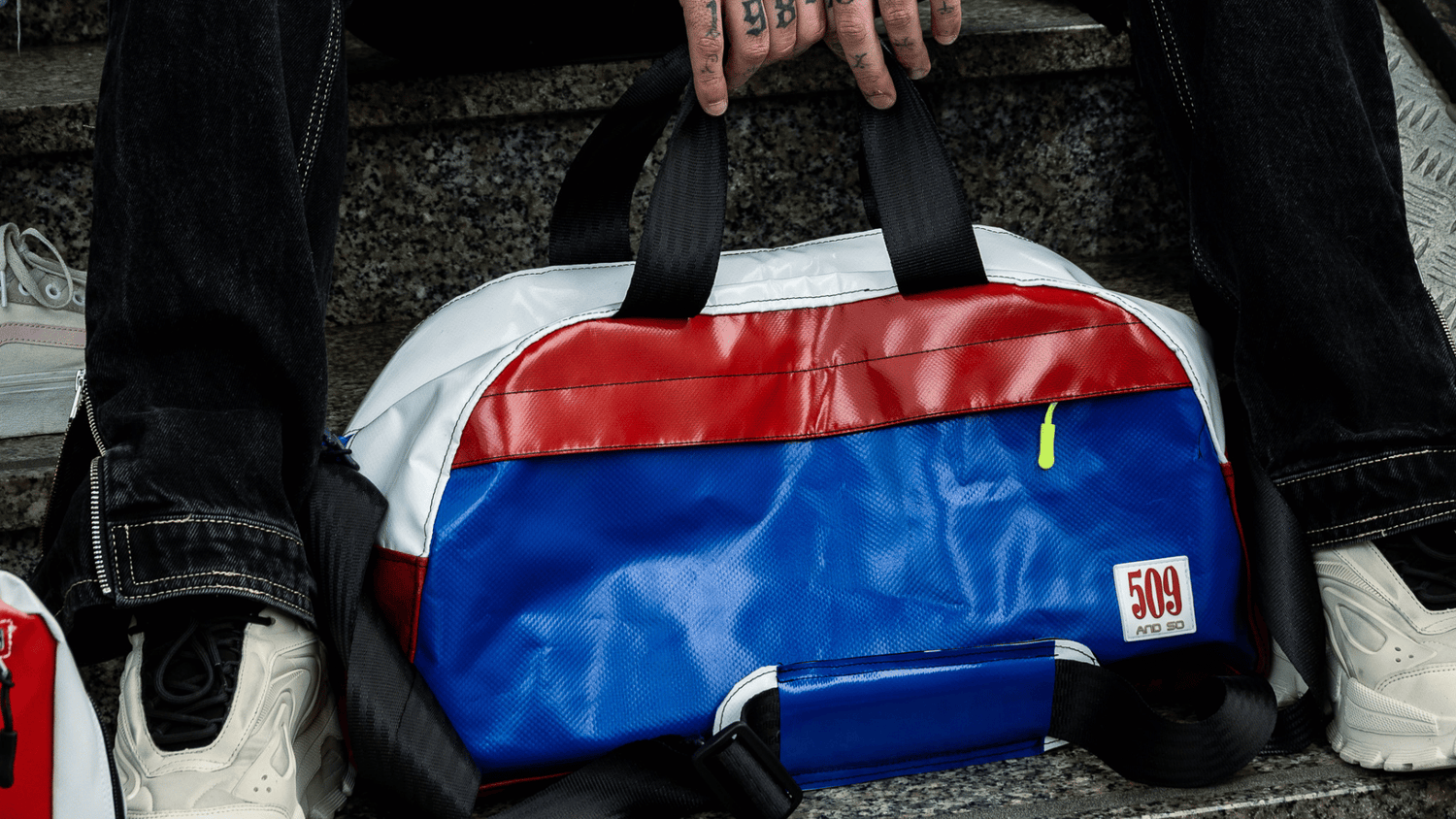 Borsone sport BREEZY in PVC riciclato resistente e impermeabile 509andso